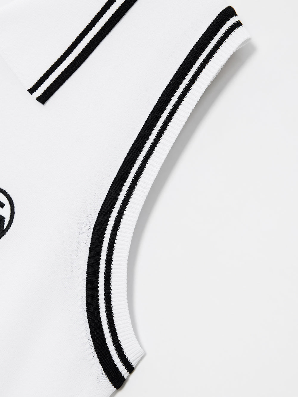 UTAA AquaticラインシンボルPKスリーブレスニット : Women's