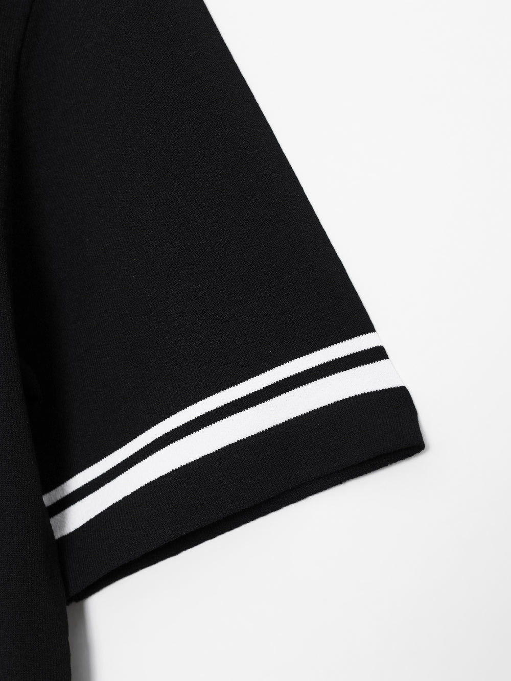 UTAA Aquaticラインシンボルニット ブラック : Women's