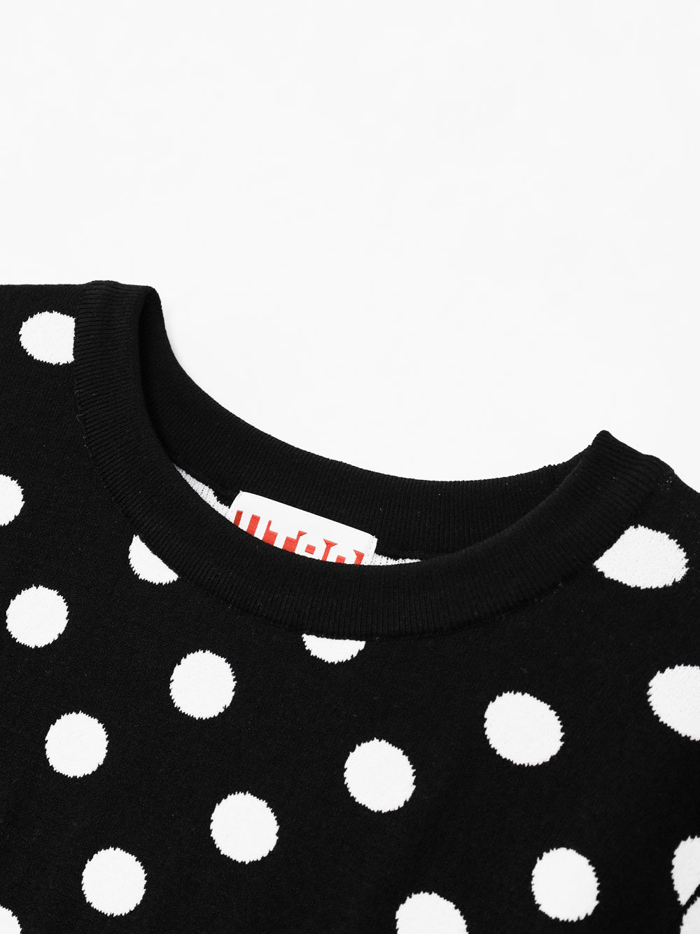 UTAA ドルチェクラシックThree-Quarterスリーブニット ブラック : Women's