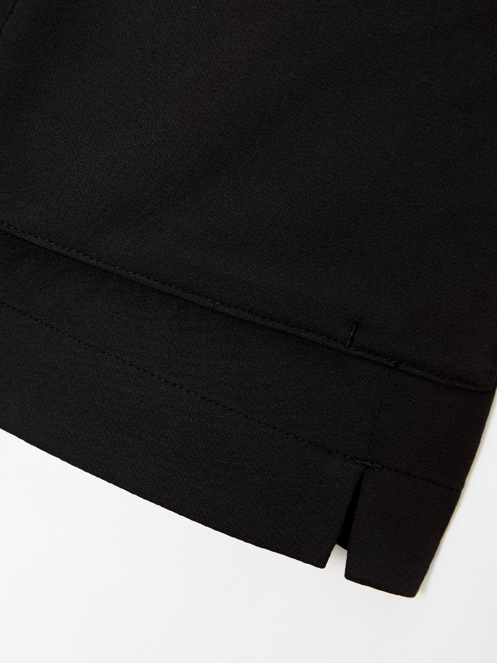UTAA スローガンOutPocketSlitショートパンツ : Women's