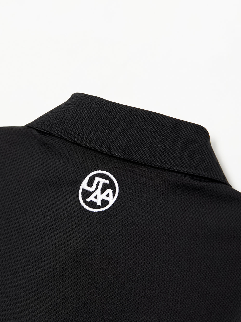 UTAA PanoramaモノGraphicPKTシャツ ブラック : Women's