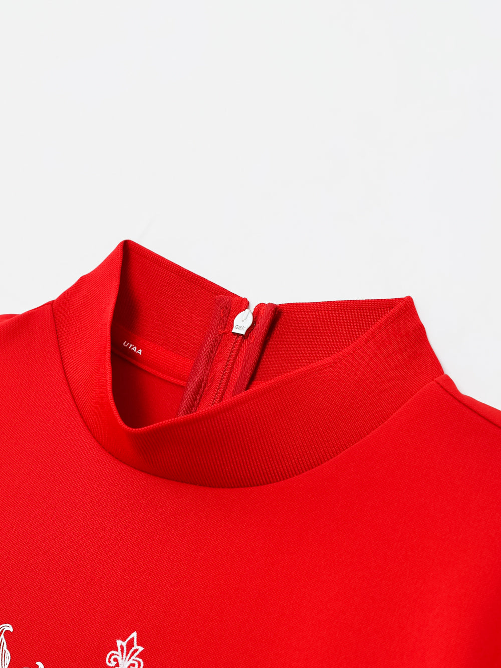 UTAA ChapletGraphicタートルネックティー レッド : Women's