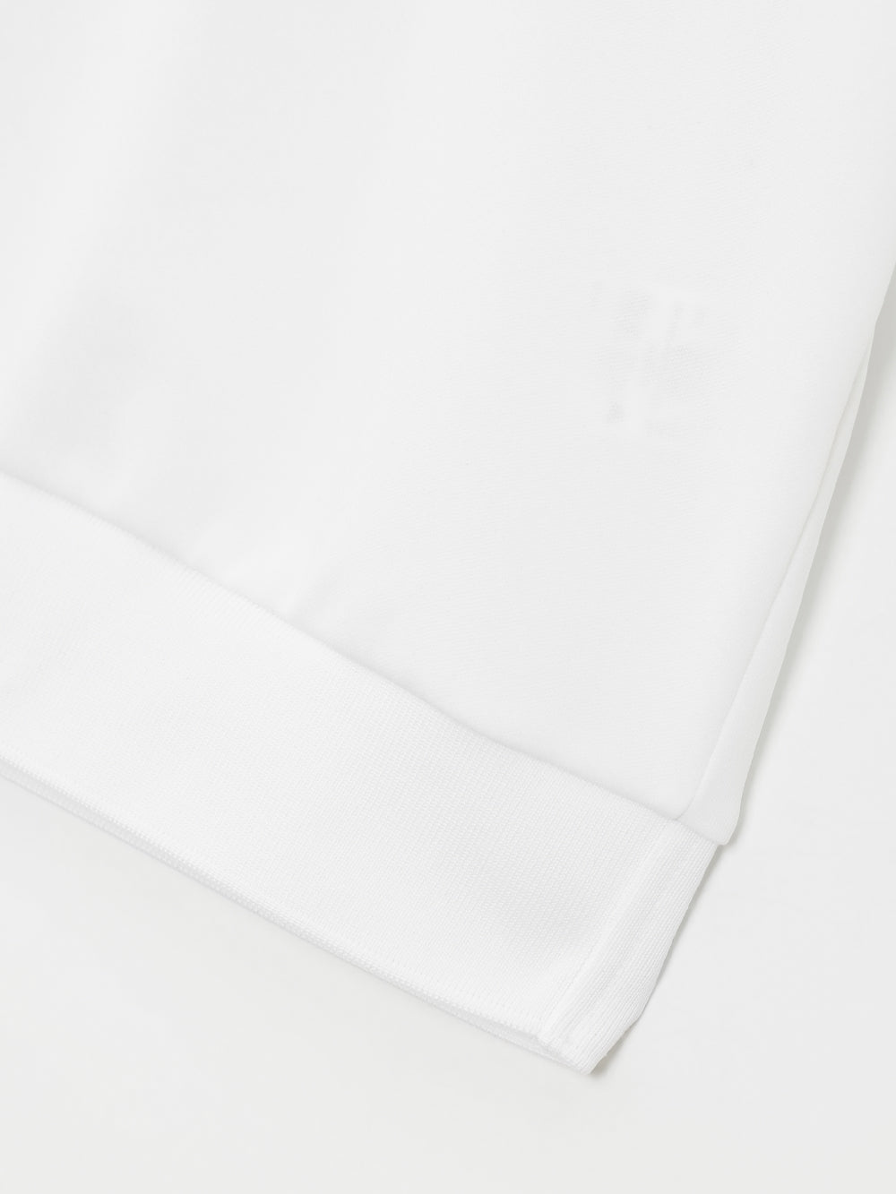 UTAA ChapletGraphicタートルネックティー ホワイト : Women's