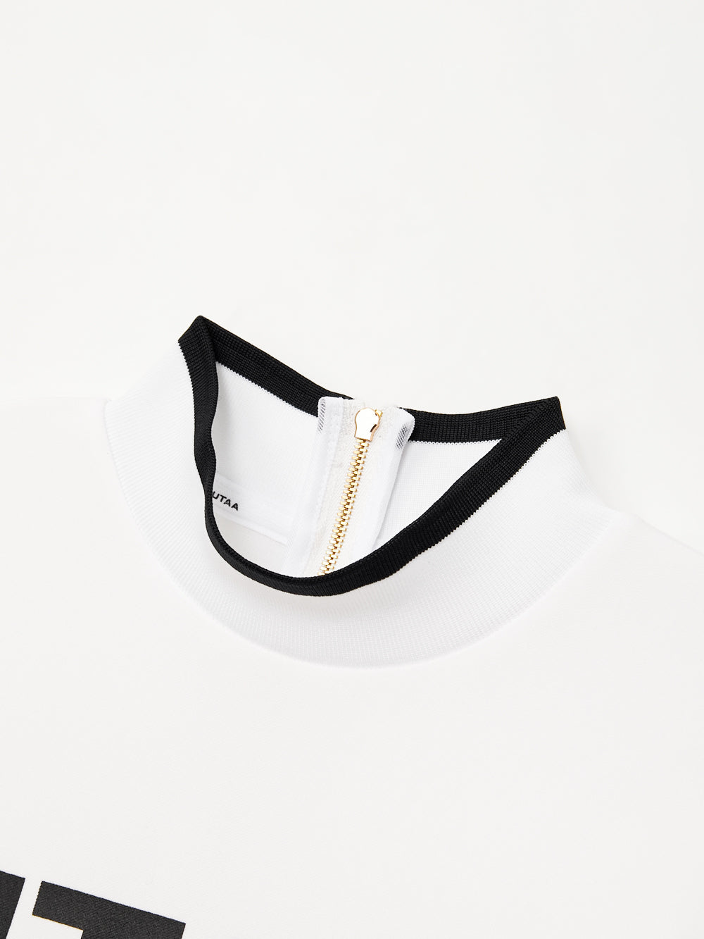 UTAA ハーフMoonリングパンサータートルネックティー ホワイト : Women's