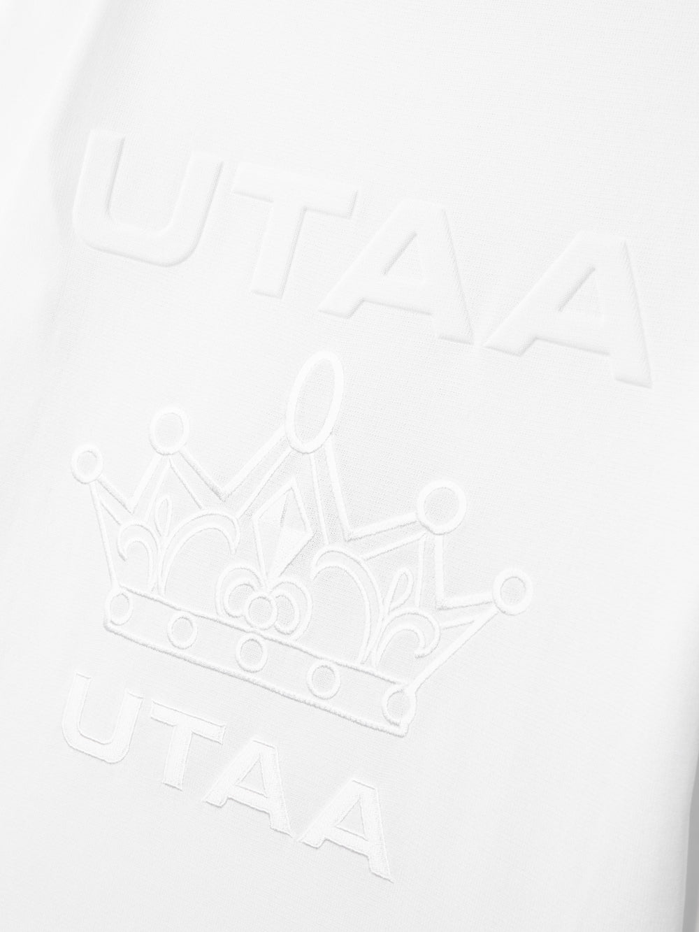 UTAA ロゴクラウンSheerタートルネックニット ホワイト : Women's