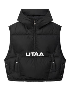 UTAA ブロックロゴHoodハーフZip-upダウンベスト ブラック : Women's