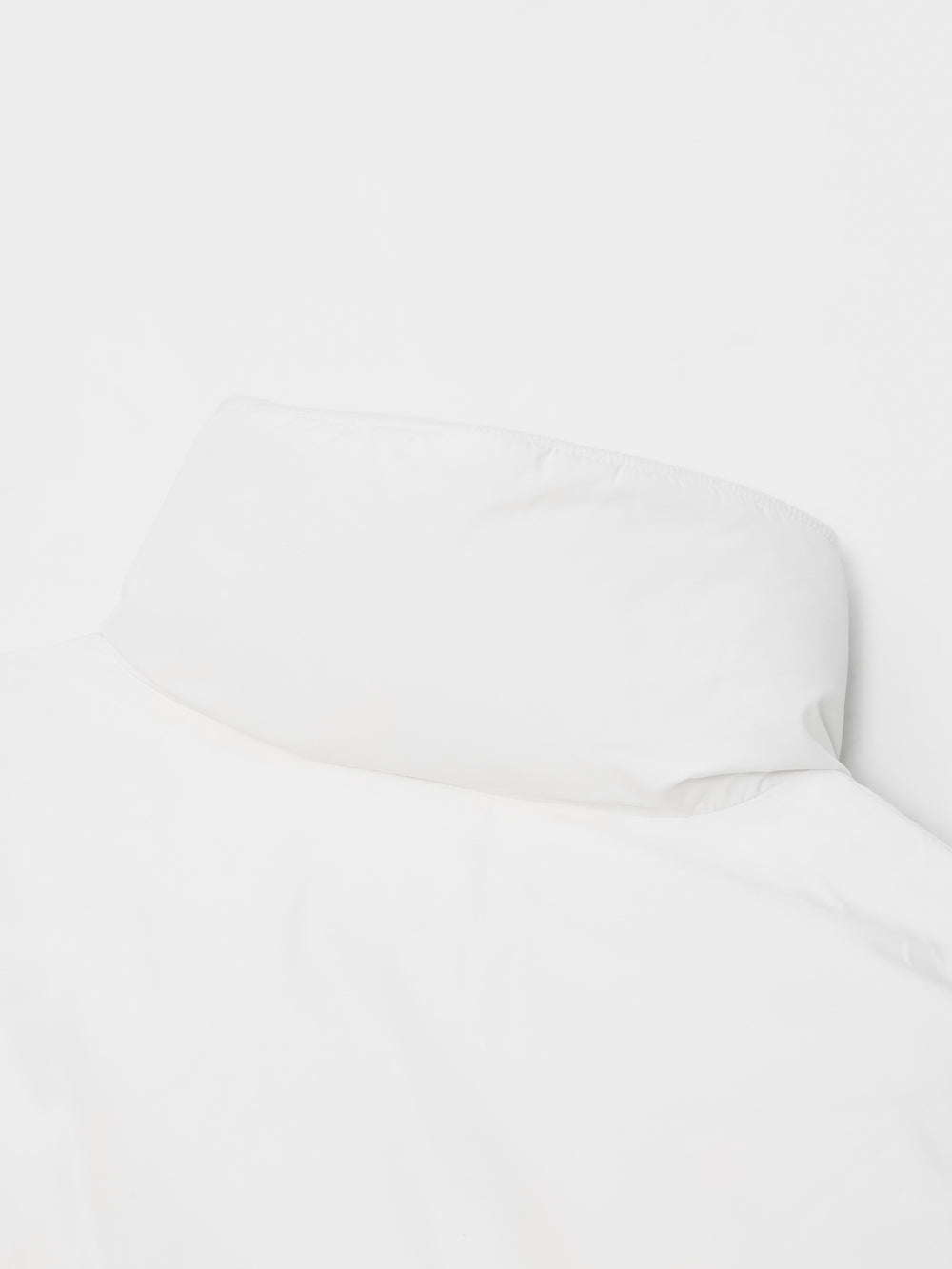 UTAA Chromeベーシックハイネックダウンベスト : Women's