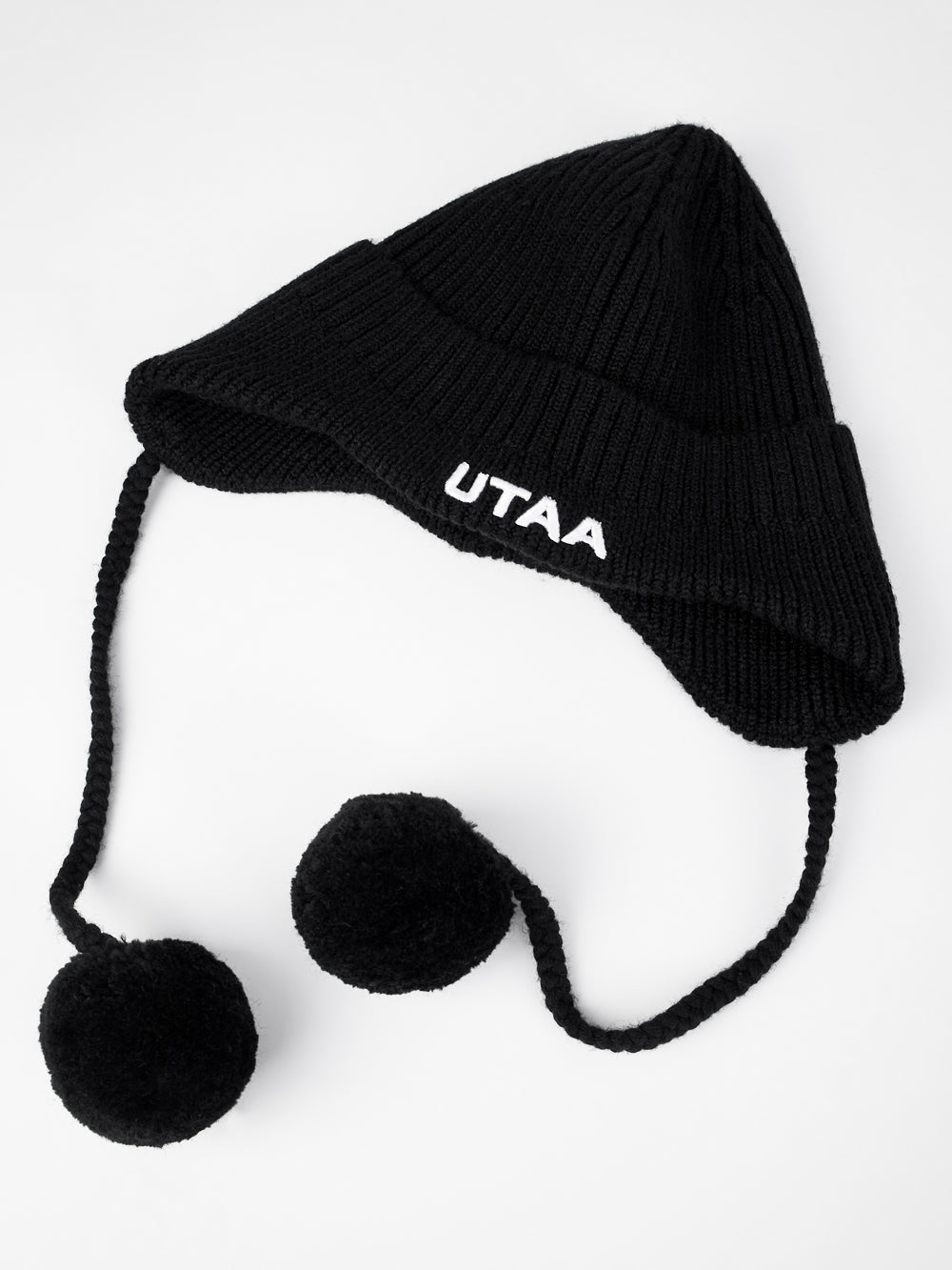 エンブレムイヤーフラップニットビーニー