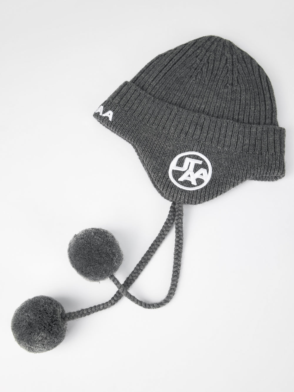 エンブレムイヤーフラップニットビーニー