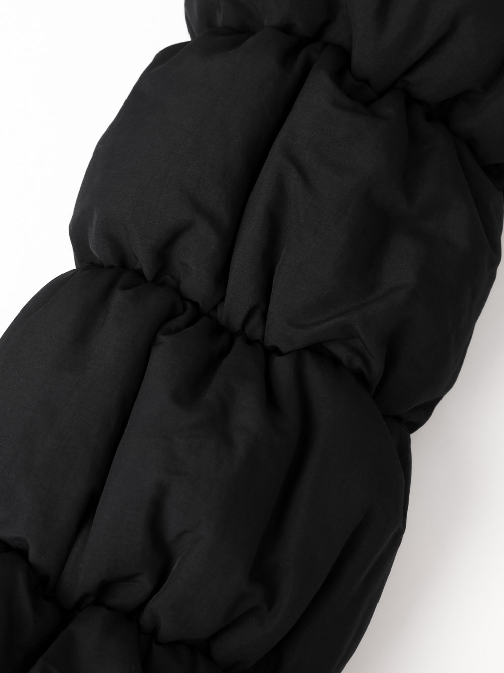 UTAA MinimalロゴブロックパディングLegWarmers ブラック : Women's