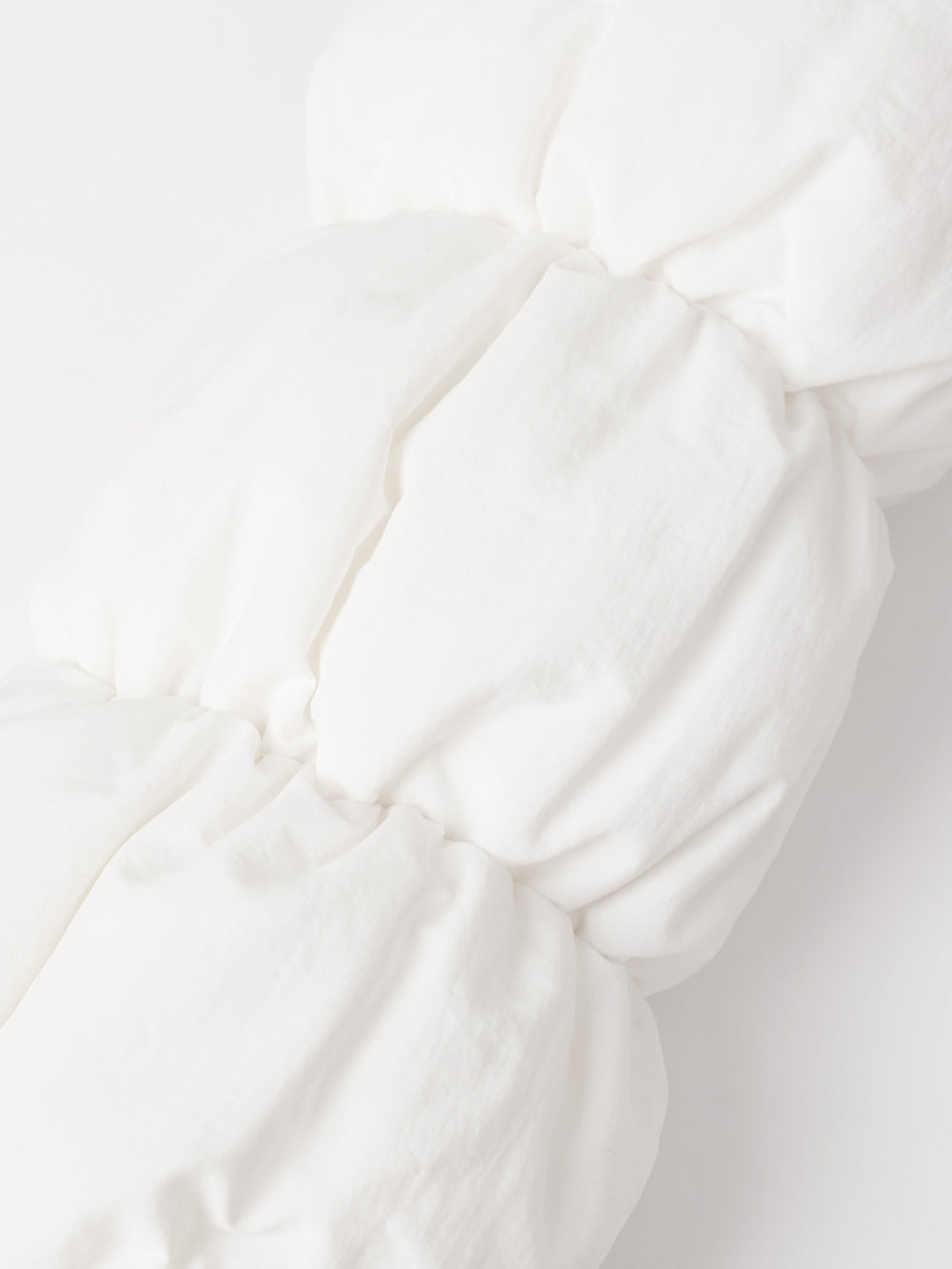 UTAA MinimalロゴブロックパディングLegWarmers ホワイト : Women's