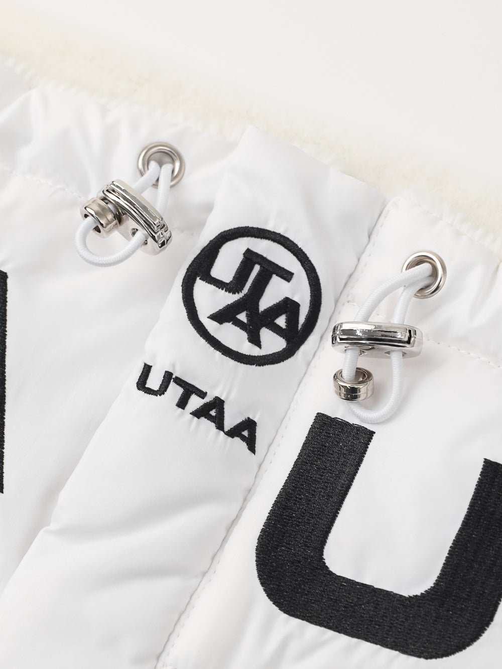 UTAA リングパンサーパディングネックWarmer ホワイト : Women's