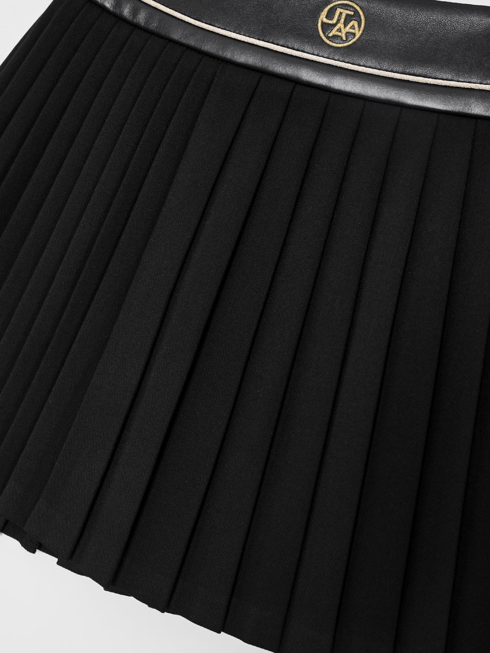 ロイヤルギルトトパーズ レザーミックスプリーツスカート : ブラック