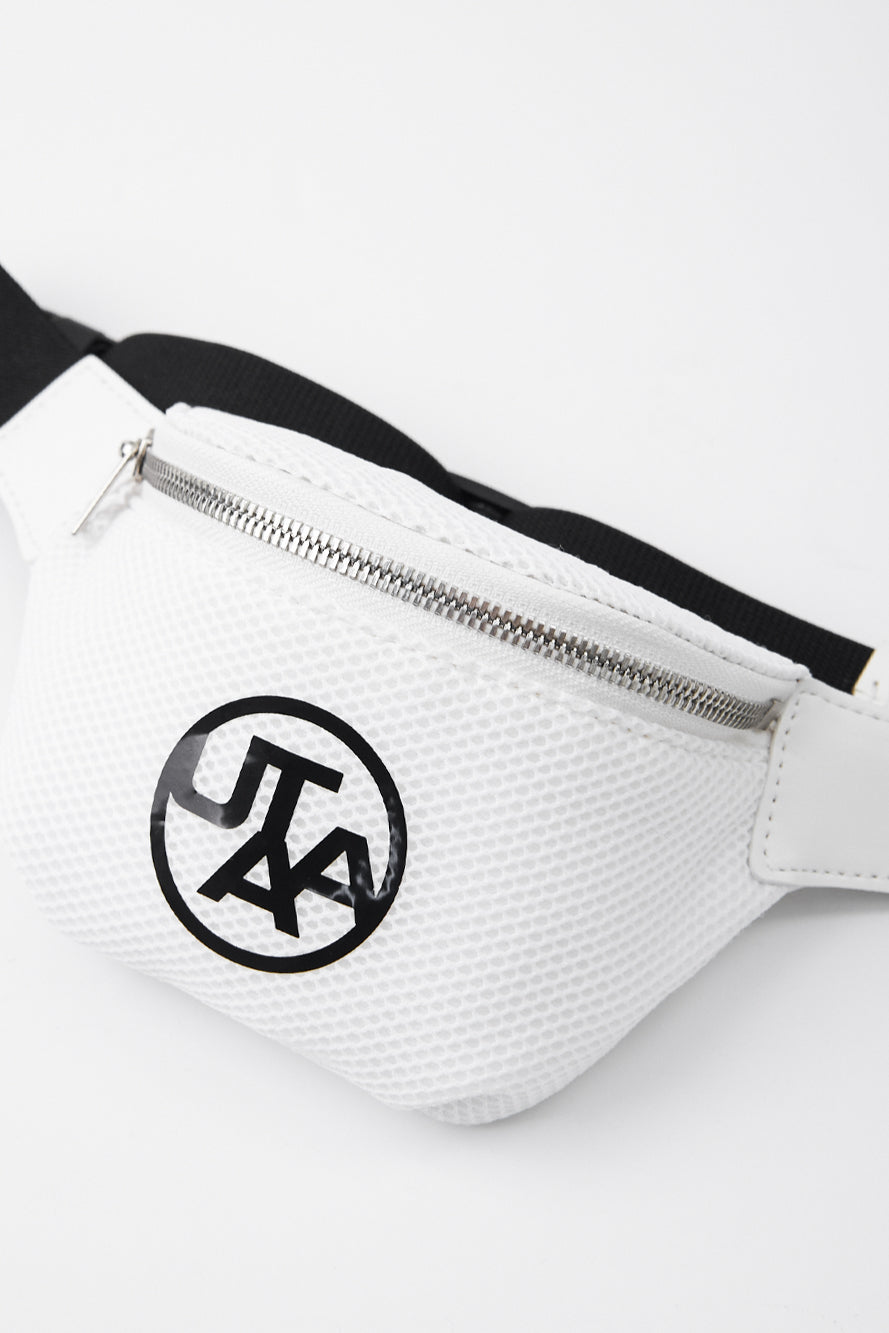UTAA モノエンブレムメッシュベルトバッグ ホワイト : Women's