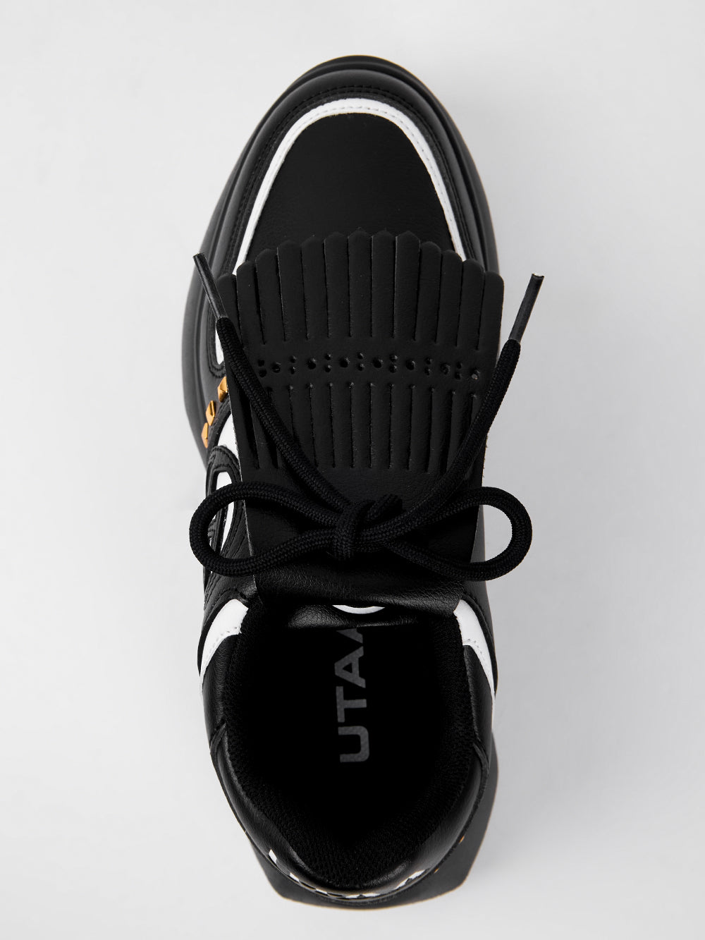 ゴールデンスタッズフラッシュダービー キルティスニーカー : レディース