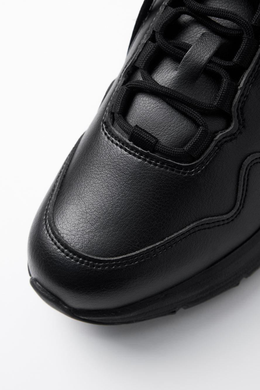 モノ プラットフォーム スパイクレス ゴルフシューズ：メンズ