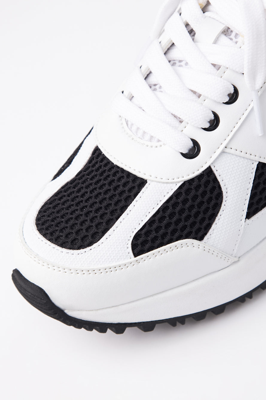UTAA メッシュミックスプラットフォームスパイクレスゴルフシューズ : Men's BK 21