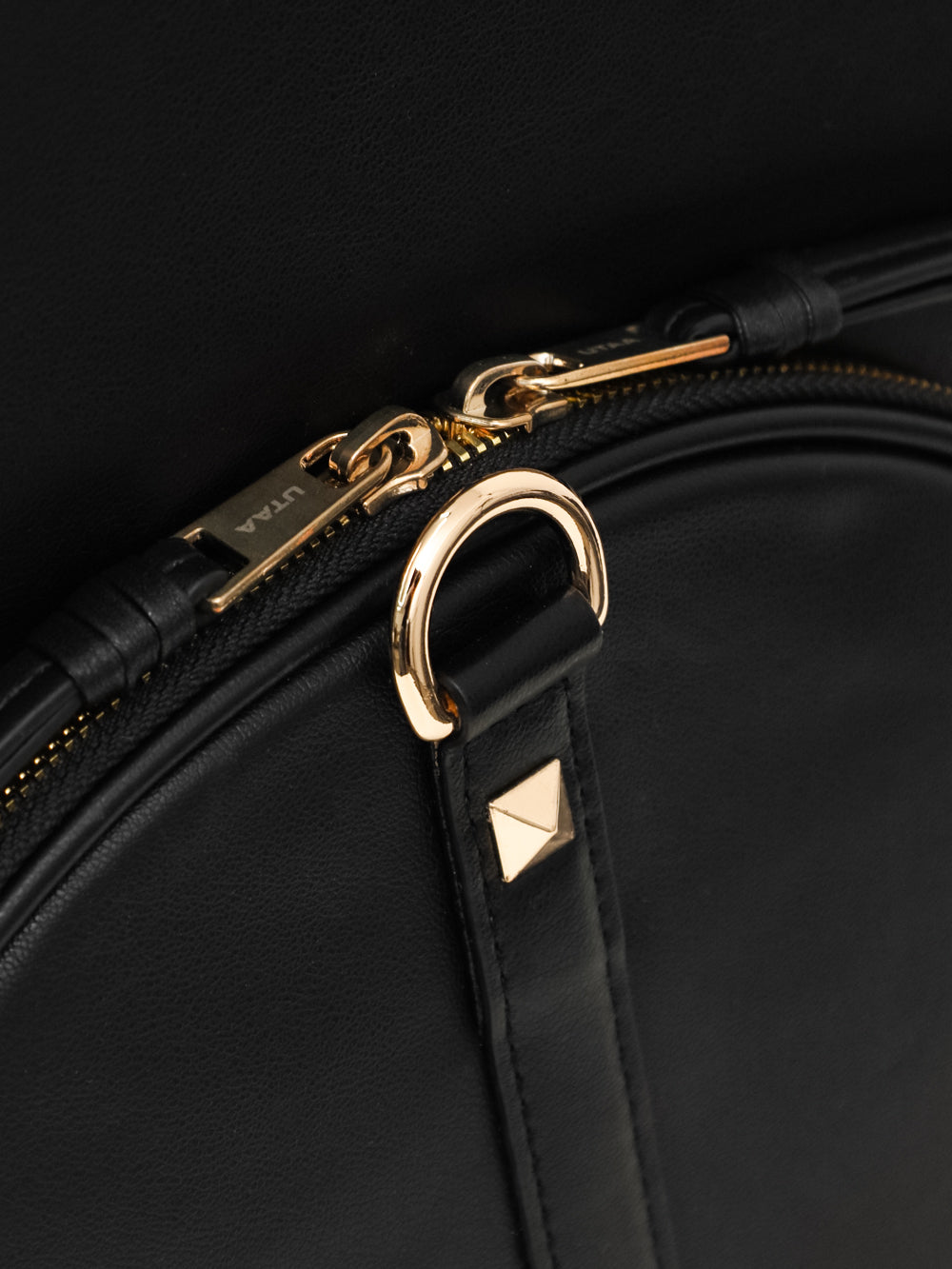 UTAA ゴールデンスタッドフラッシュボストンバッグ : Women's