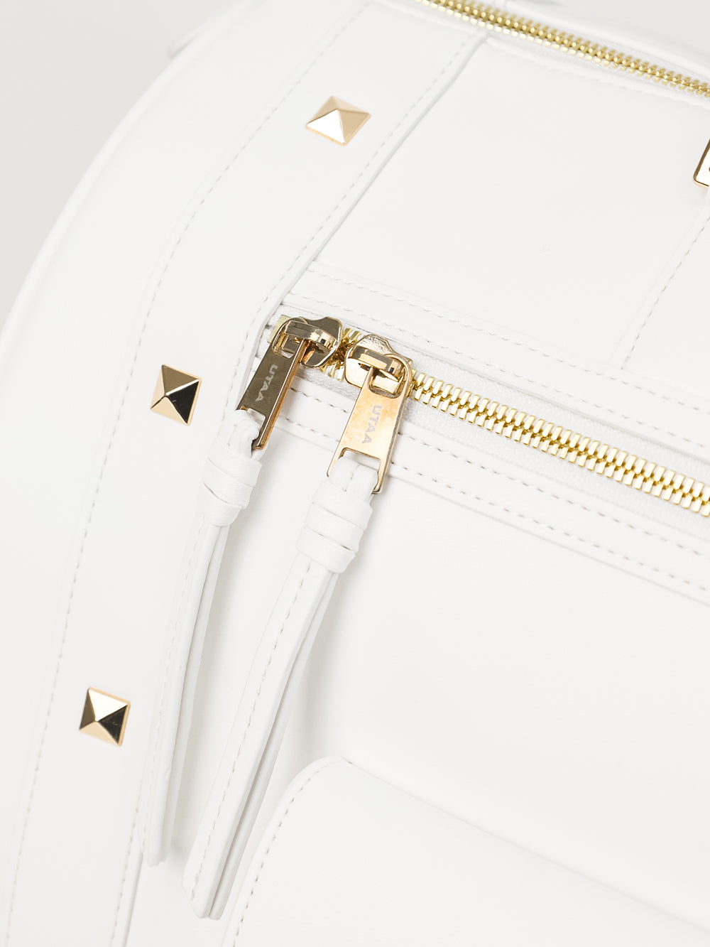 UTAA ゴールデンスタッドフラッシュボストンバッグ : Women's