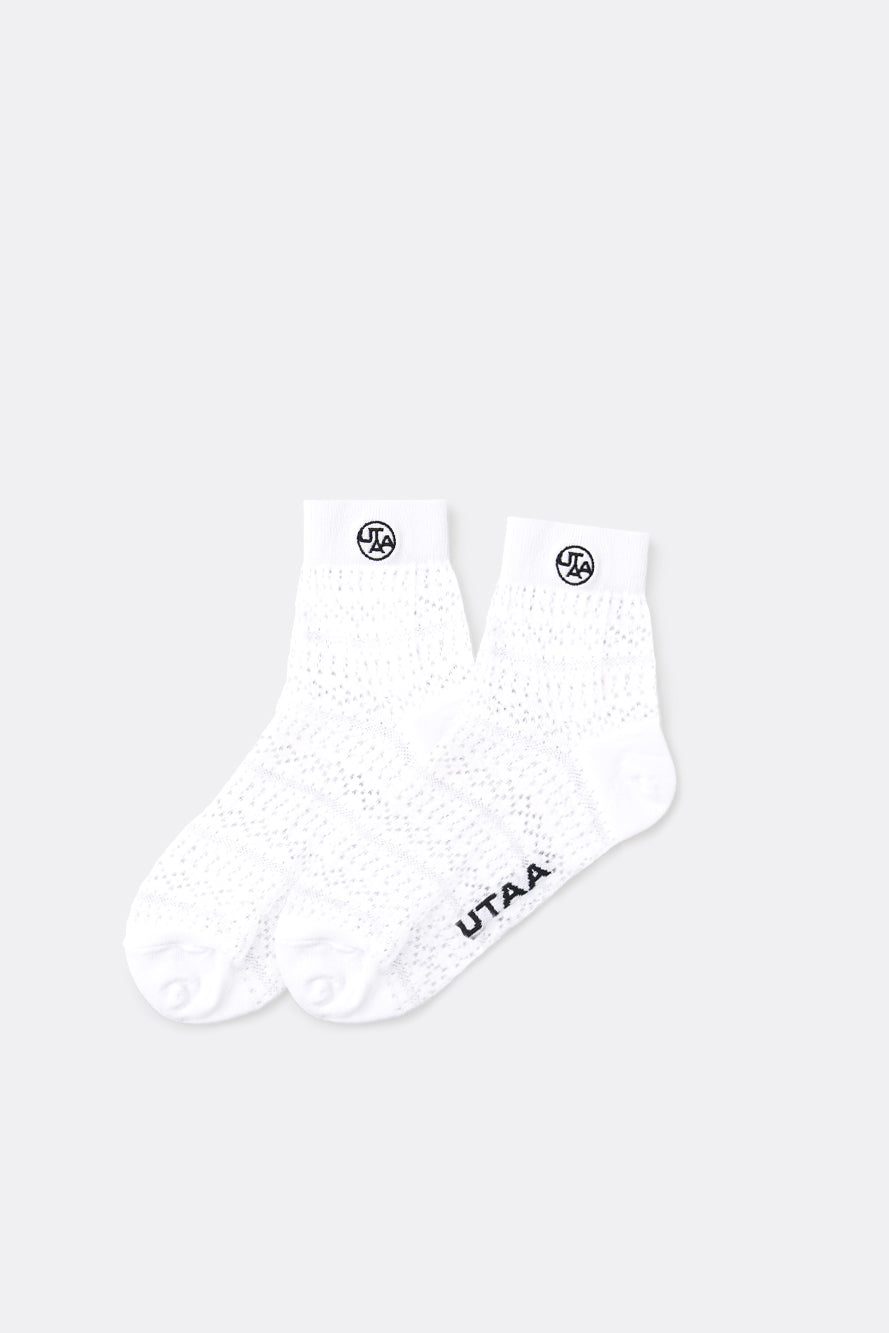 UTAA パンチングパターンルーズソックス ホワイト : Women's
