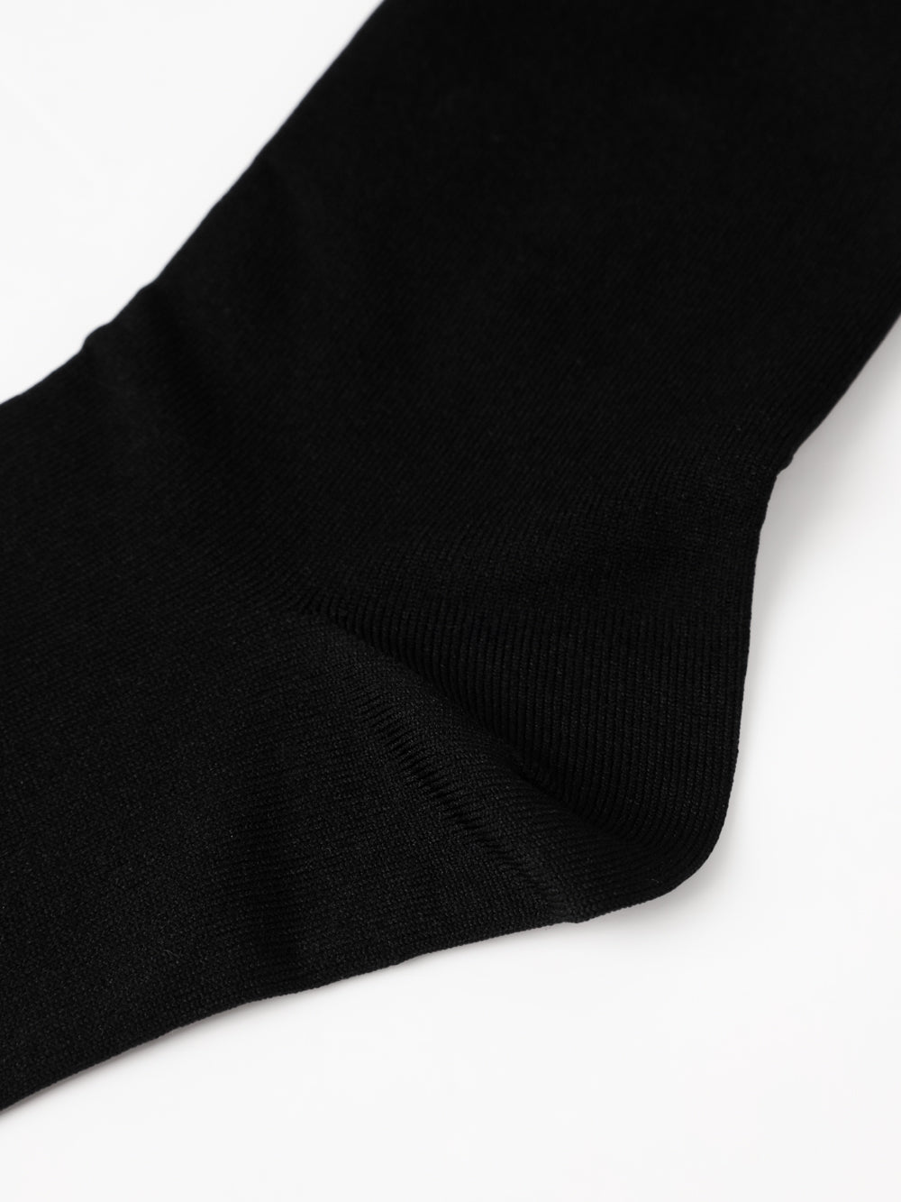 UTAA RabbitパールGlintKneeソックス ブラック : Women's