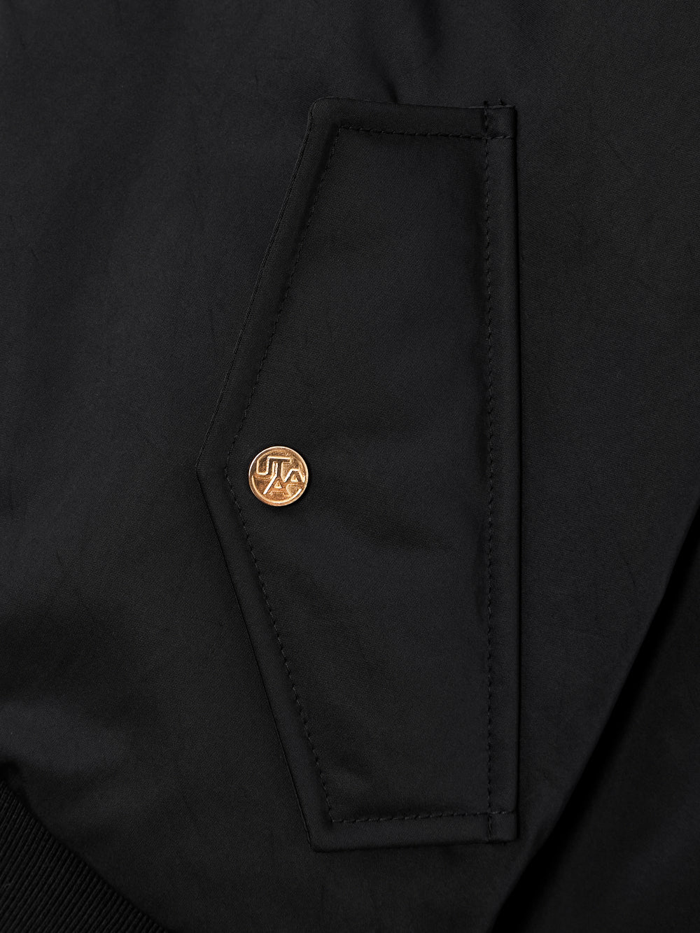 エアリー シンボル ギルト アウトポケット ダウン ジャンパー