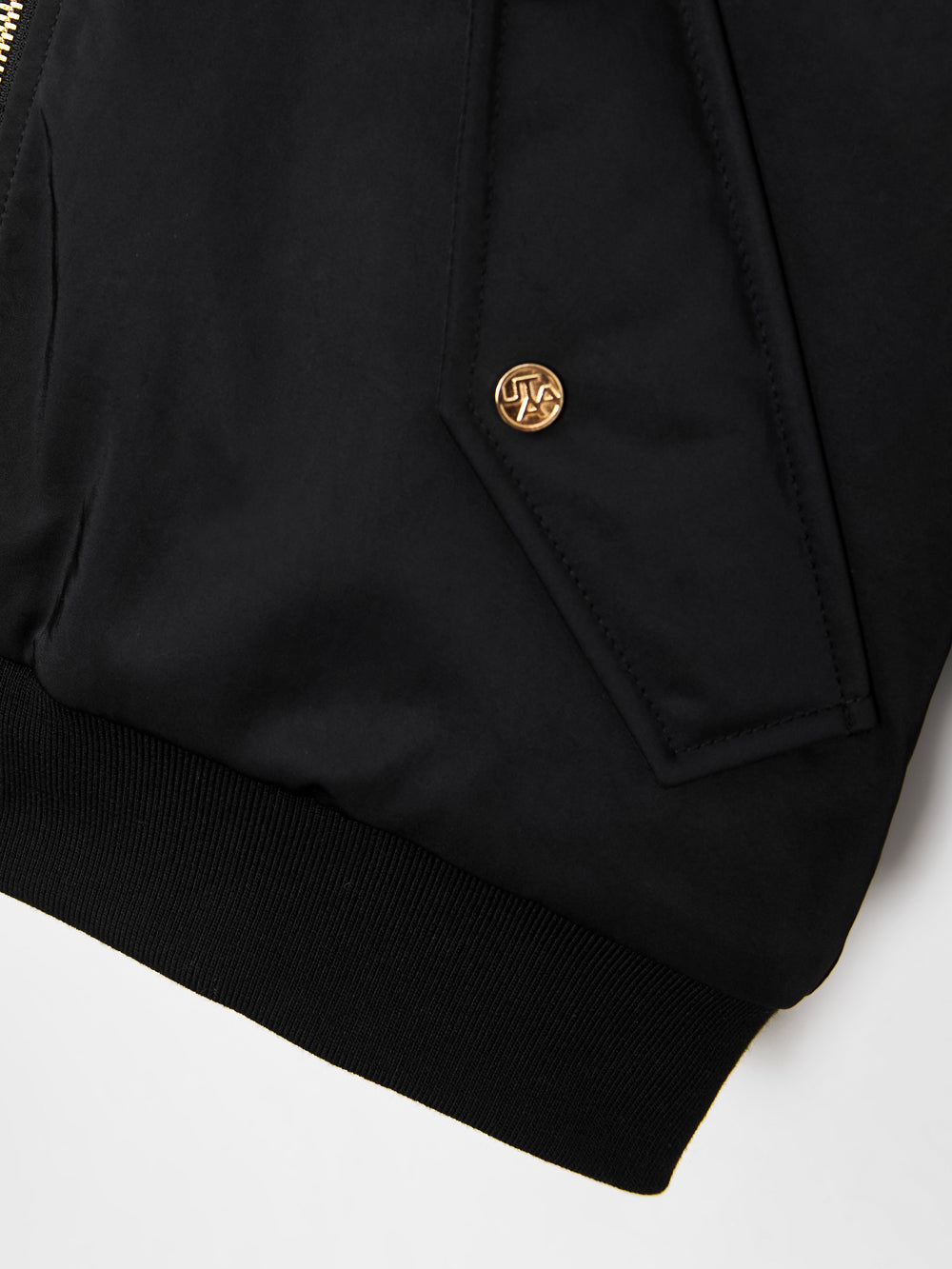 エアリー シンボル ギルト アウトポケット ダウン ジャンパー