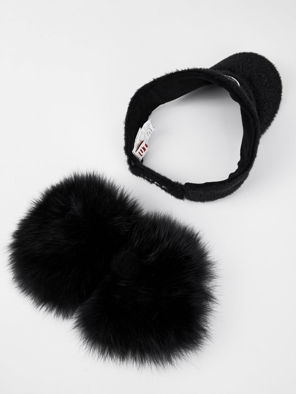 エンブレムフォックスファーリボンバイザー