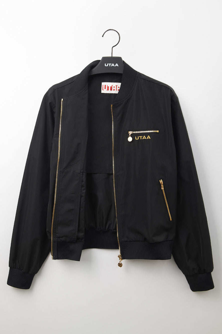 UTAA クレストゴールデンエンブレムウィンドブレーカージャンパー ブラック : Women's