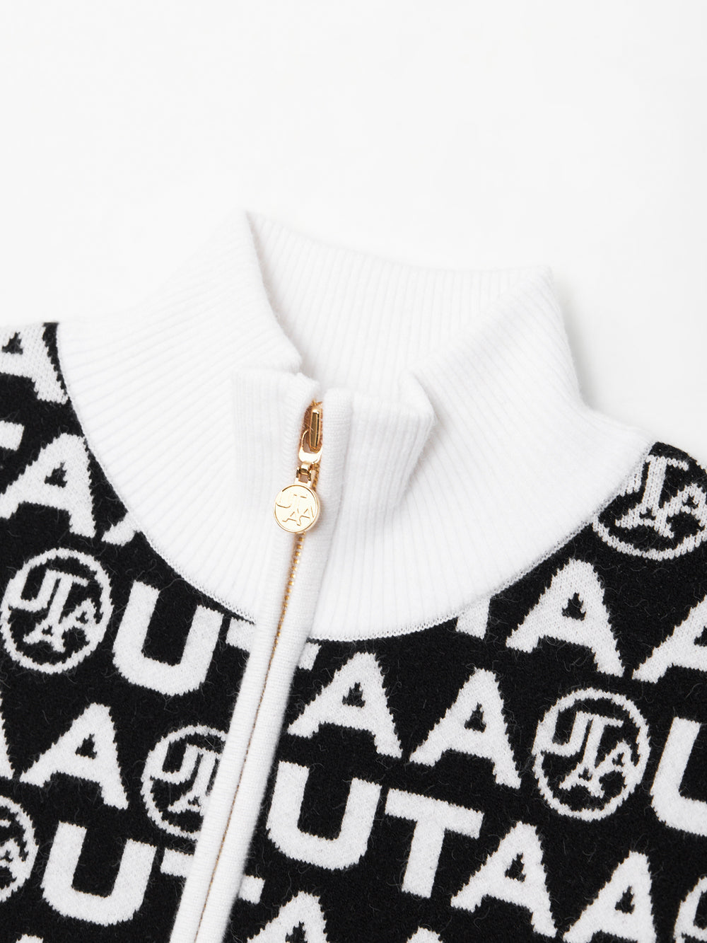 UTAA TypoブロックニットZip-upジャンパー ブラック : Women's