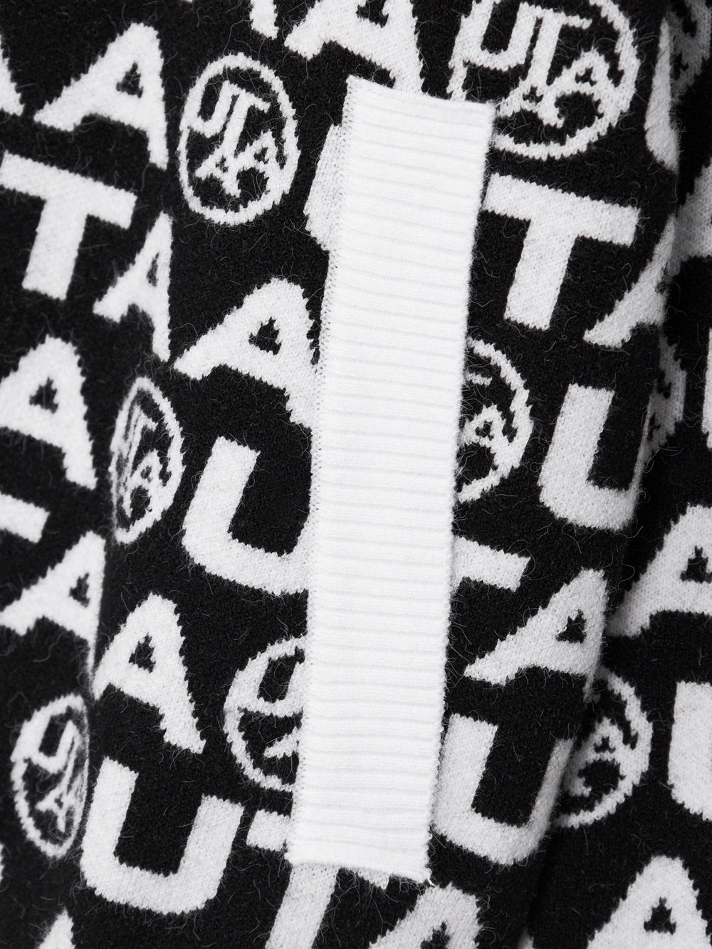 UTAA TypoブロックニットZip-upジャンパー ブラック : Women's