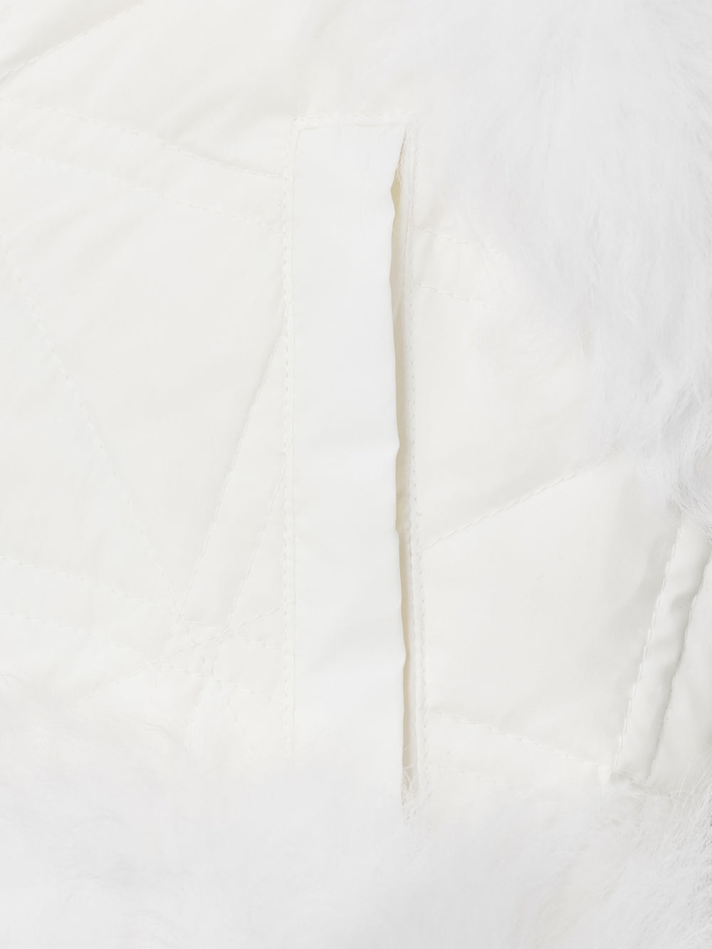 アングル キルト リバーシブル ファー ベスト