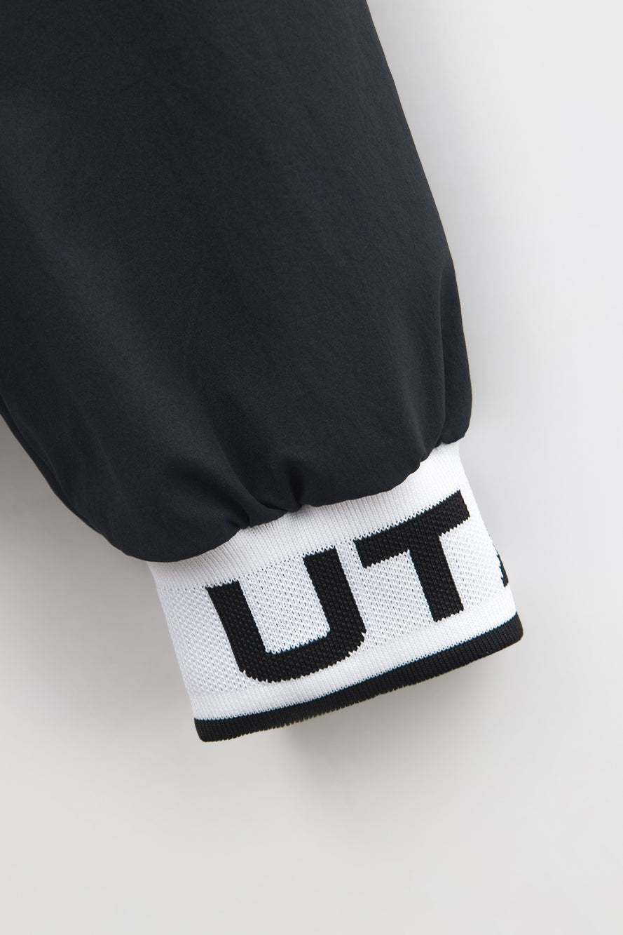UTAA ヘイズツーウェイウィンドブレーカージャンパー ブラック : Women's