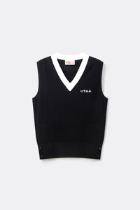 UTAA プルームカラースローガンVネックニットベスト ブラック：レディース