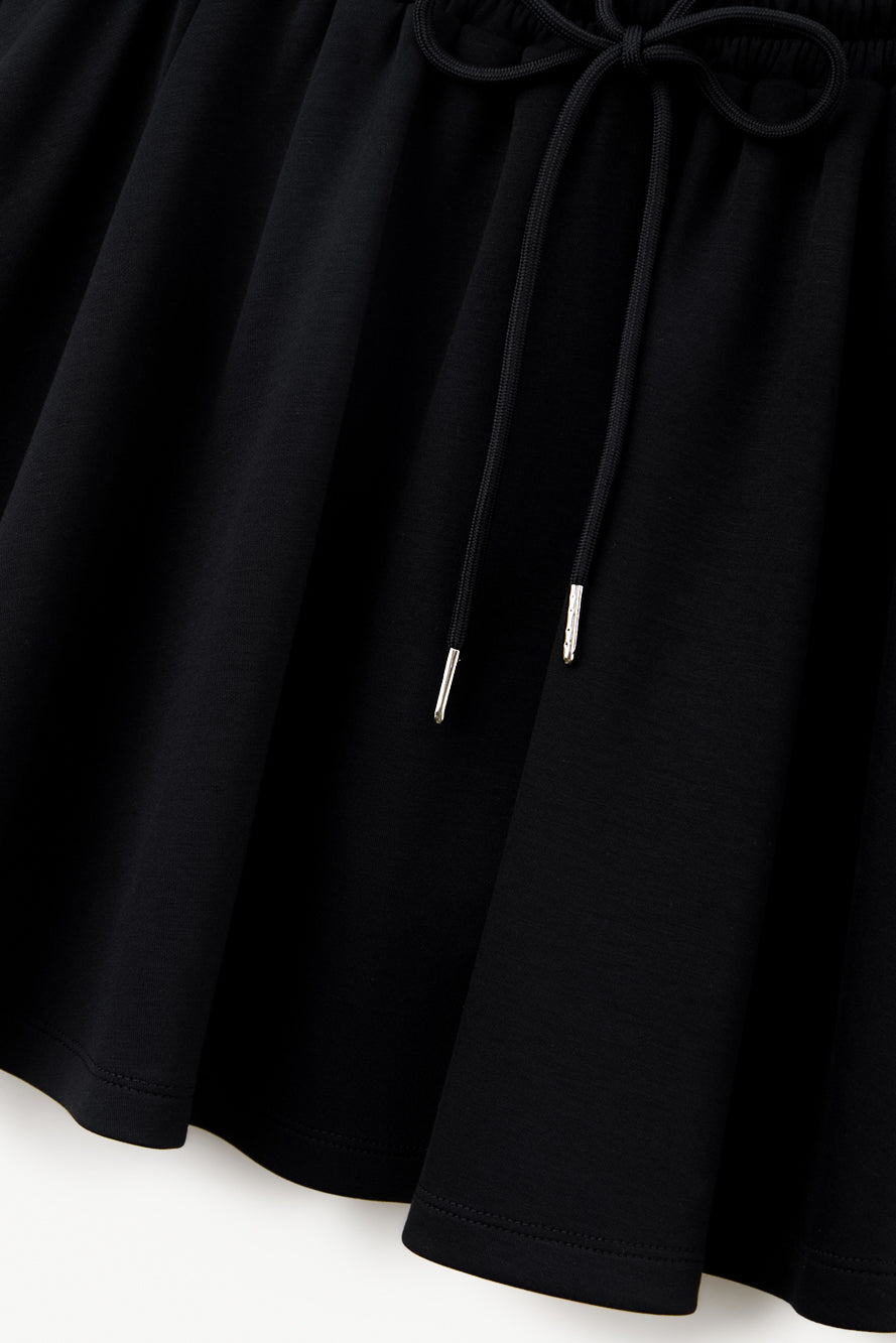 UTAA イーズフィットバンディングフレアスカート ブラック：レディース