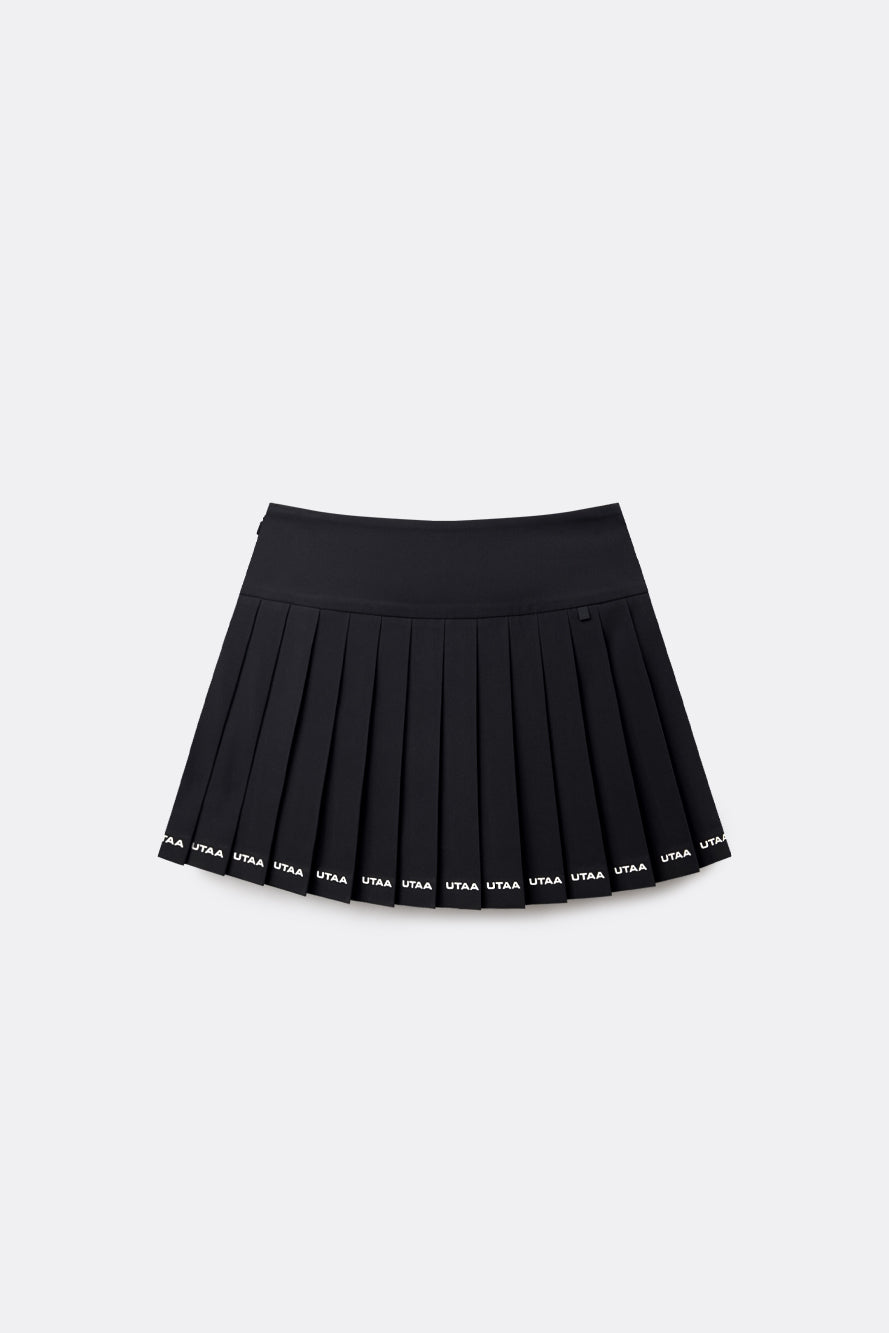 UTAA シリアルロゴショートプリーツスカート : Women's