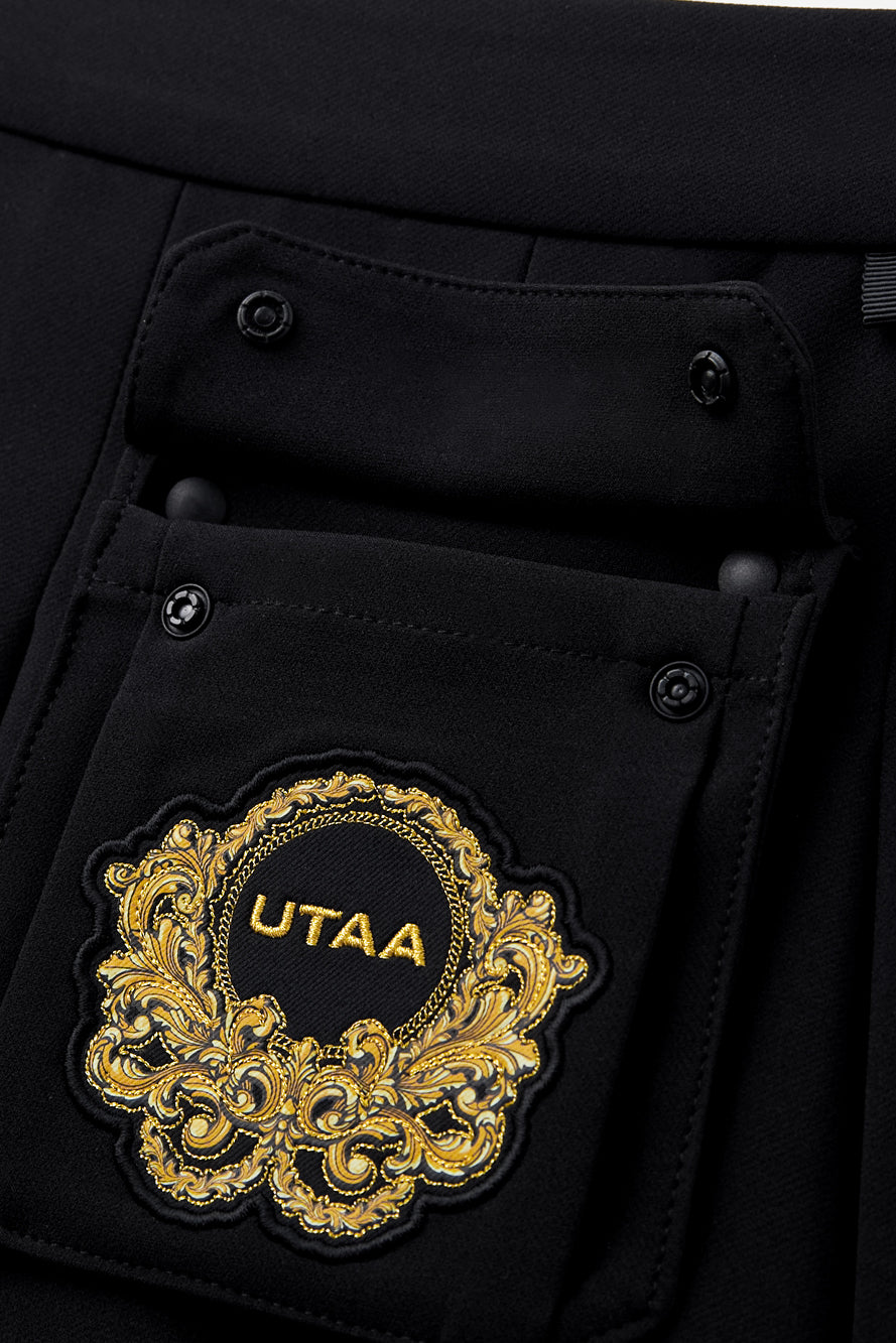 UTAA クレストゴールデンエンブレムポケットプリーツスカート ブラック : Women's
