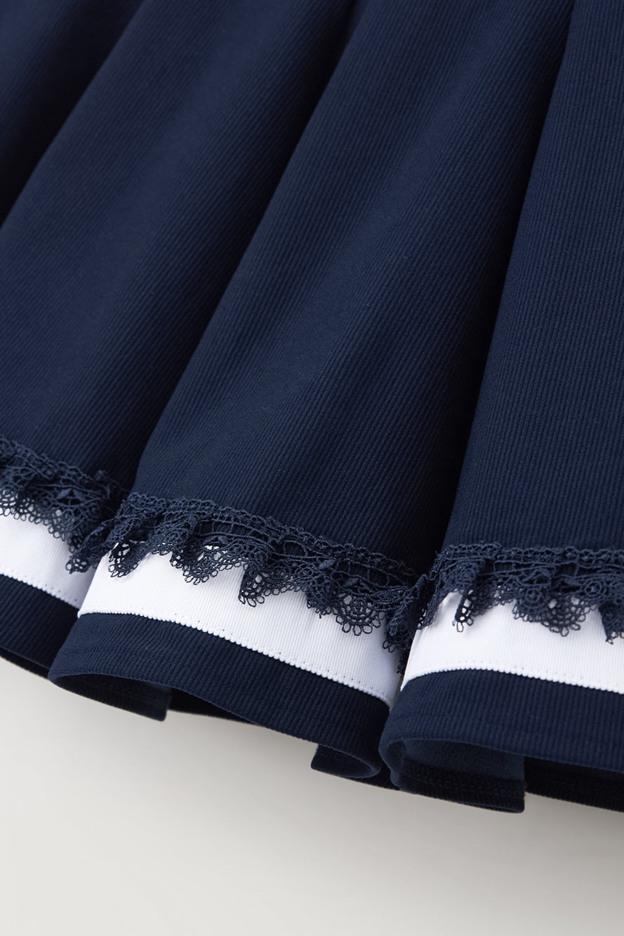 UTAA ノートルフローラルレースフレアスカート ネイビー : Women's