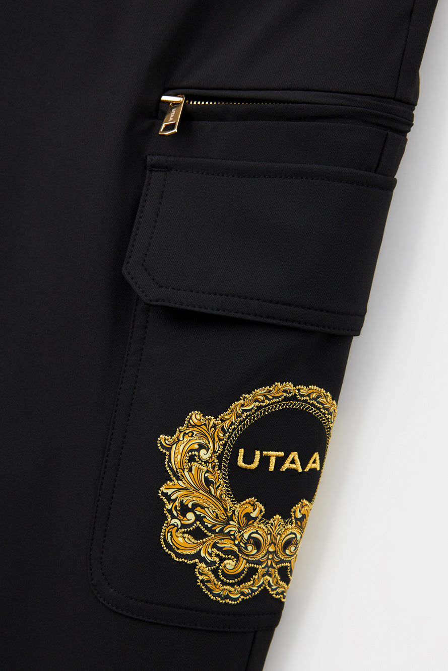 UTAA クレストゴールデンエンブレムポケットパンツ ブラック：メンズ
