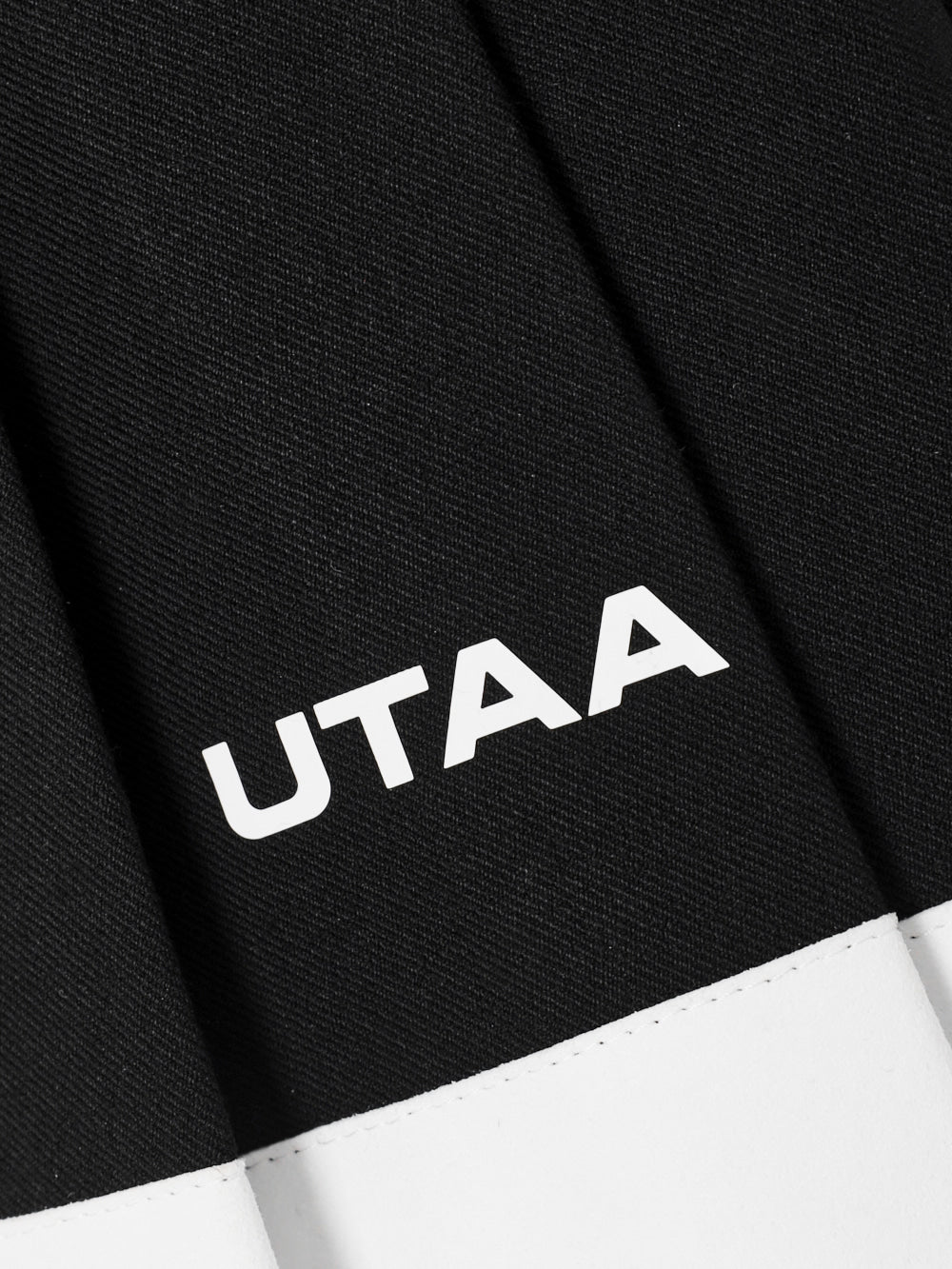 UTAA モノロゴ クラシックプリーツスカート ブラック