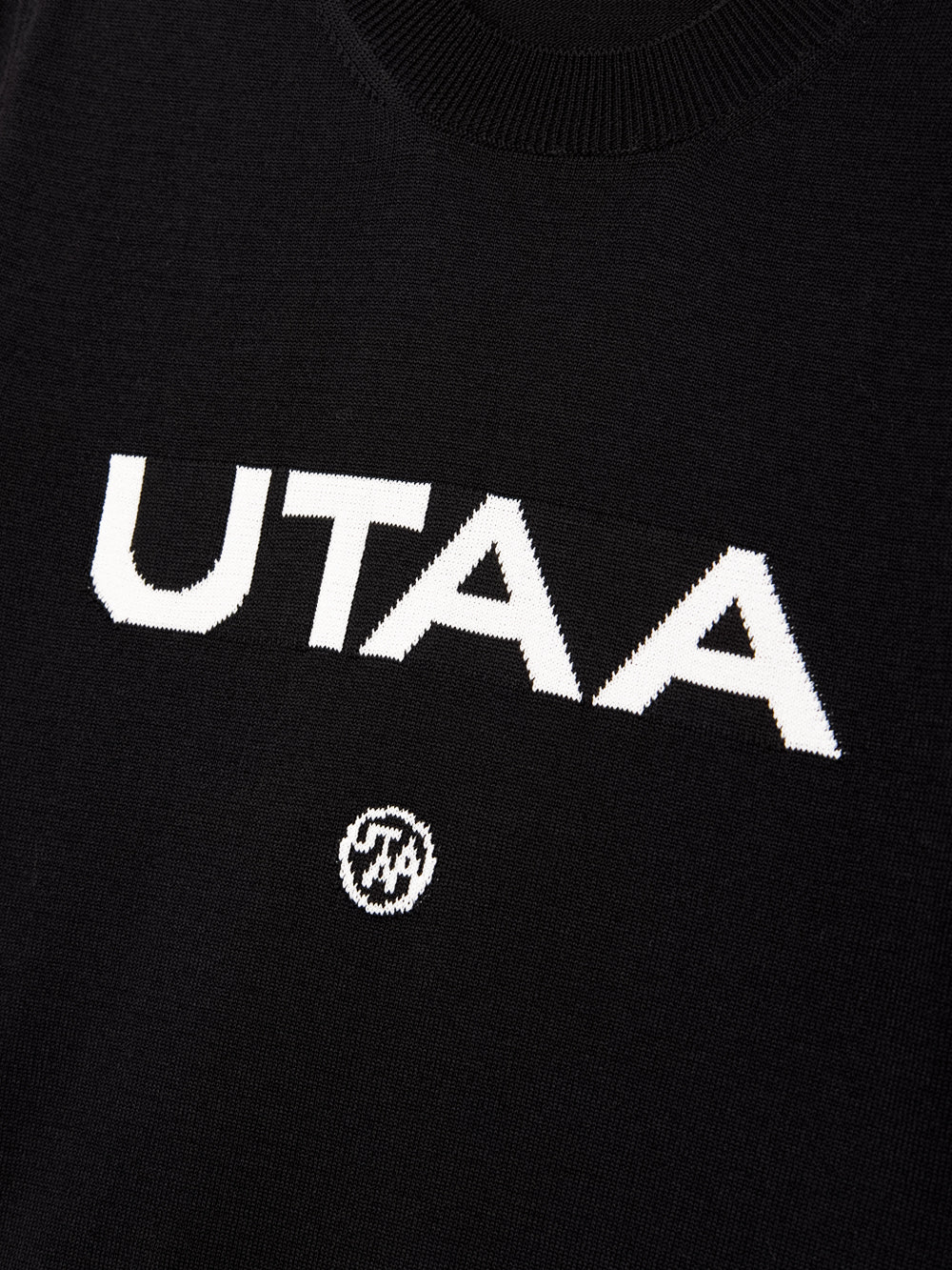 UTAA サハラボールドロゴクラシックニット ブラック : Women's