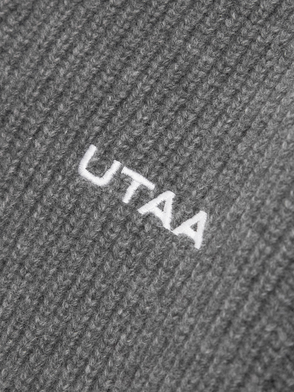 UTAA クルーシャルポケットVネックカシミヤニットプルオーバー メランジグレー：レディース
