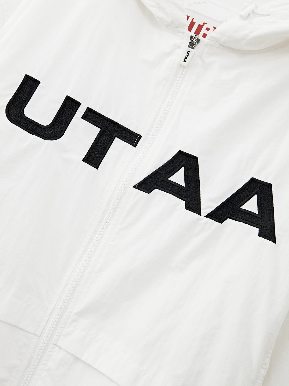 UTAA リングパンサーパディングウインドブレーカージャンパー ホワイト：メンズ