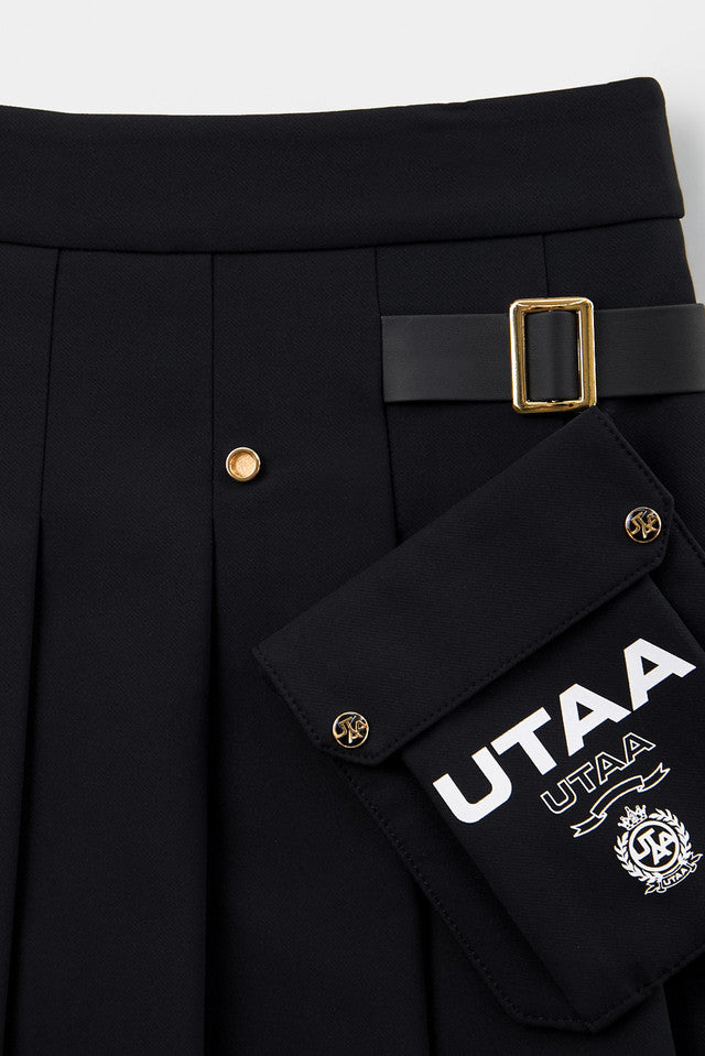 UTAA ゴールデンバックルアウトポケットプリーツスカート ブラック：レディース